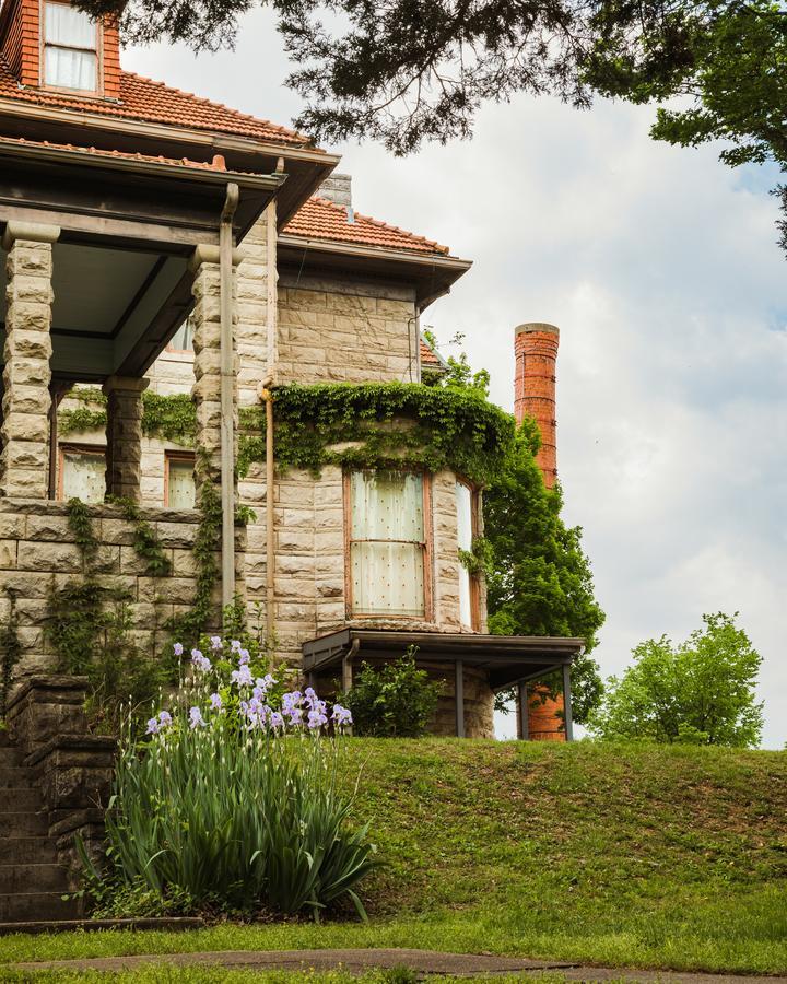 The Mansion At Elfindale Bed and Breakfast Σπρίνγκφιλντ Εξωτερικό φωτογραφία